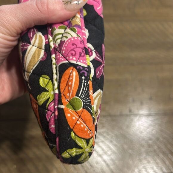 Vera Bradley wristlet - Picture 6 of 11